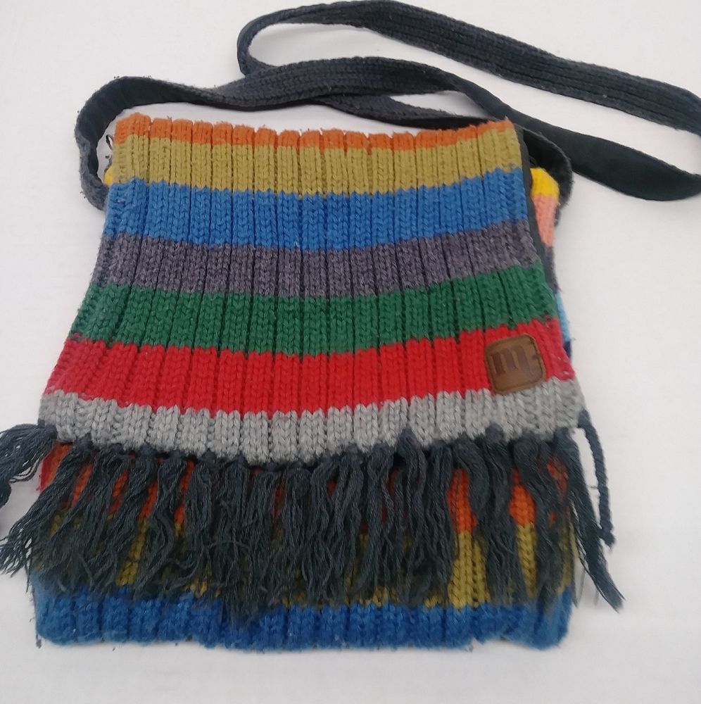 Vintage/Retro Multicolored Striped Knitted Purse